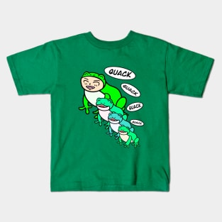 Sing with cartoon frogs Kids T-Shirt